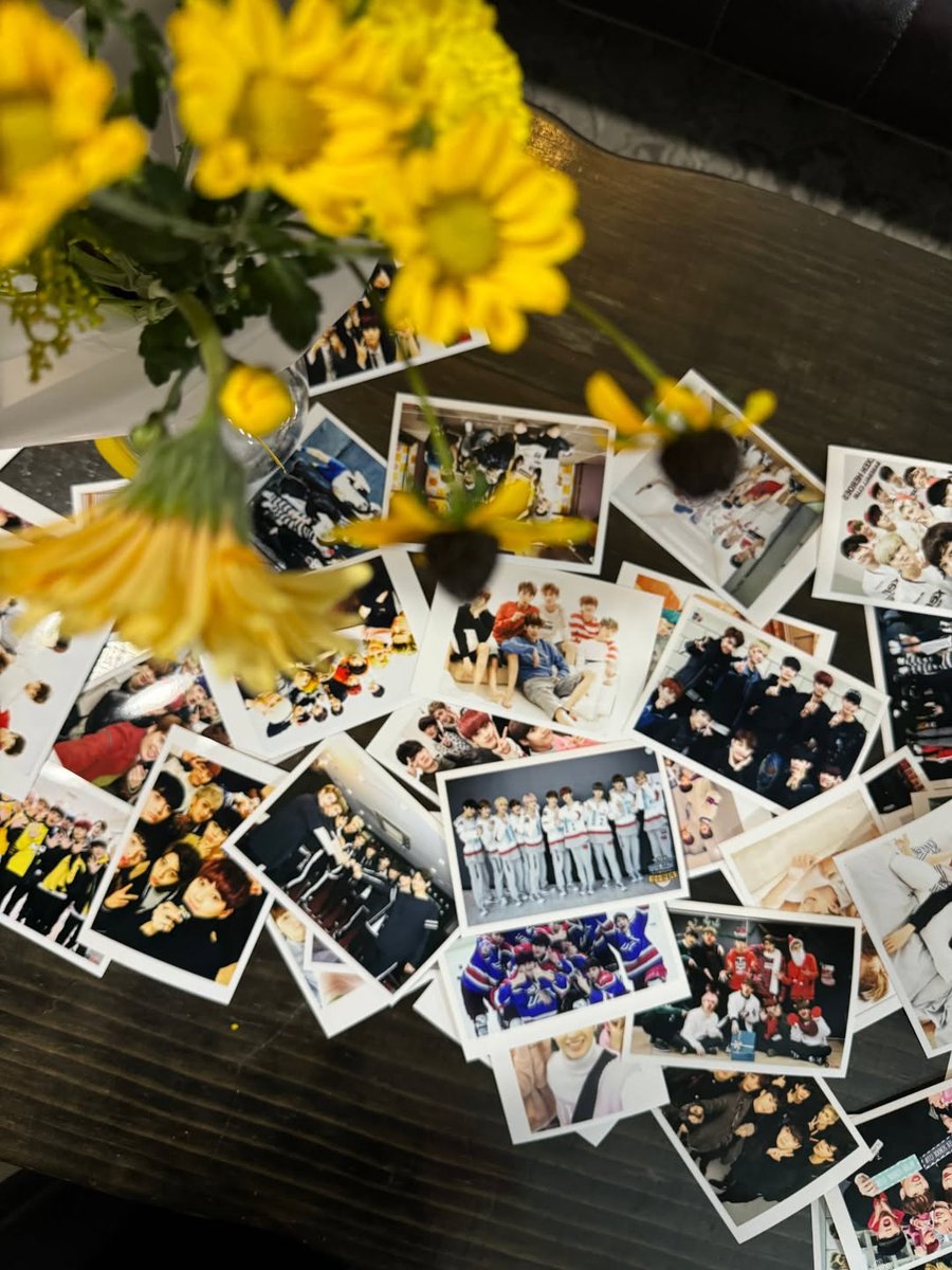 에 tweet media
