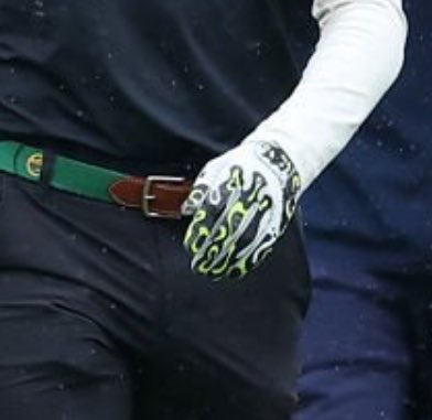 lnfourss's tweet image. LANDOS GOT BLOB GLOVES THIS IS ADORABLE😭😭😭😭