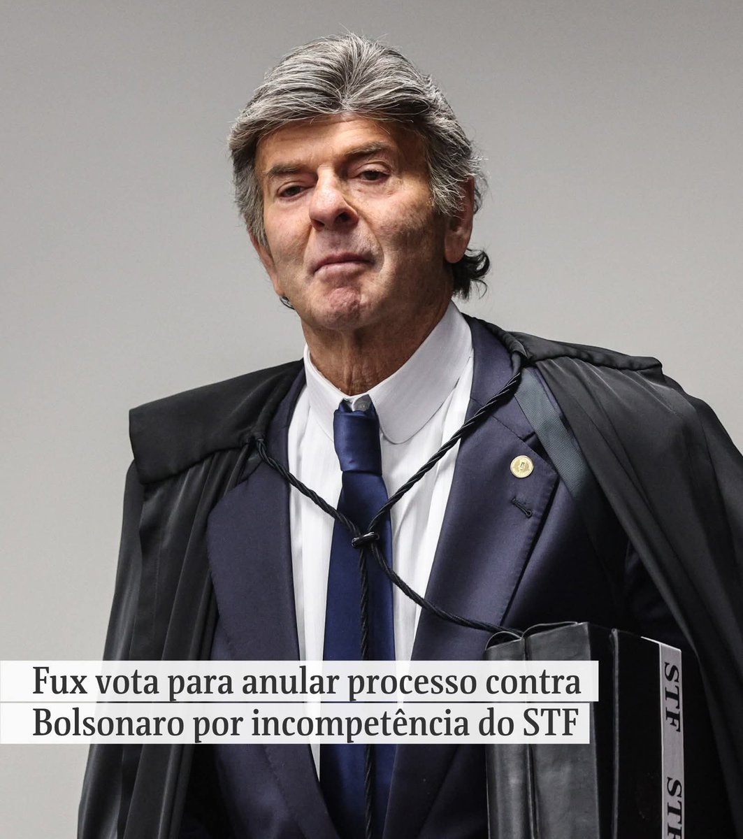 pastorEOliveira's tweet photo. Luiz Fux, do STF, votou para anular o processo da trama golpista de 2022 por incompetência da corte para analisar e julgar o caso. Pelo entendimento do magistrado, nem Jair Bolsonaro (PL) nem os demais sete réus do caso têm foro por prerrogativa de função. https://t.co/wG3sPCTmSr