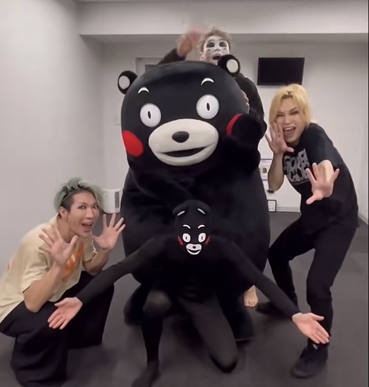 くまモン - Search / X