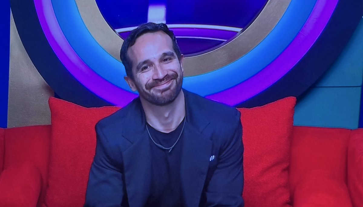 No puedo con esta cara de falsedad y traición 
#LaCasaDeLosFamososMx3