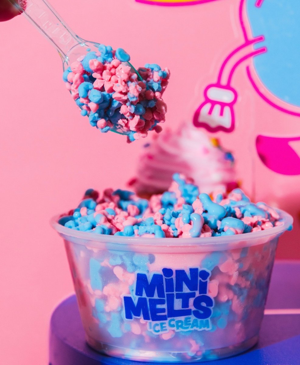 Frozen_Spoon_1's tweet image. 🎉 Life of the party? We call it Cotton Candy Magic! 💖💙

Every scoop of Mini Melts brings the sweetness, color, and fun that turns any moment into a celebration. 🥳✨

Who’s ready to party with cotton candy vibes? 🎂🍬🍭

#CottonCandyVibes #LifeOfTheParty #FrozenFun