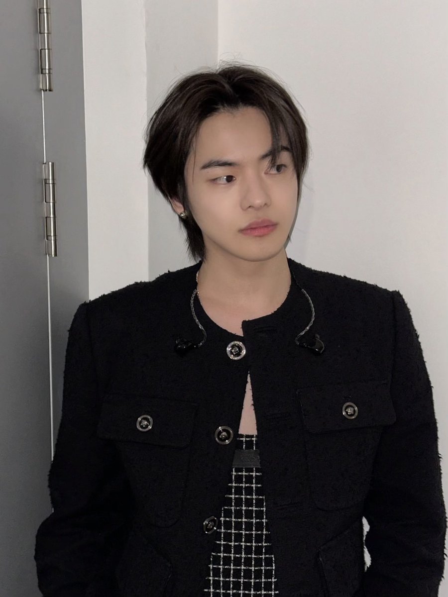 i need THIS LEO to make a comeback.