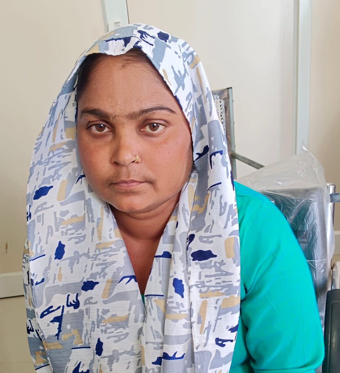 शिक्षिका हेमलता गुर्जर को किया गिरफ़्तार 
S O G  =  ?