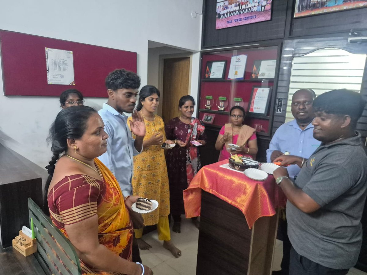 maxpowerservice's tweet image. 🎉 Wishing you a year filled with joy, wellness, and success. Happy Birthday! 🎂 May your day be as wonderful! 🌟

#HappyBirthday #BirthdayWishes #CelebrateLife #JoyAndSuccess #WellnessAndHappiness #SpecialDay #CheersToYou #maxpowerservices