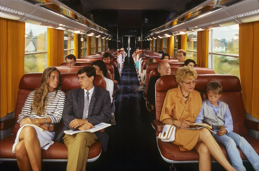 ThierryTout's tweet photo. LA FRANCE DE 1975 🇫🇷
Un train et ses voyageurs.
Selon vous, qu'est ce qui a changé depuis ? 🧐 https://t.co/hNCGAqKugr