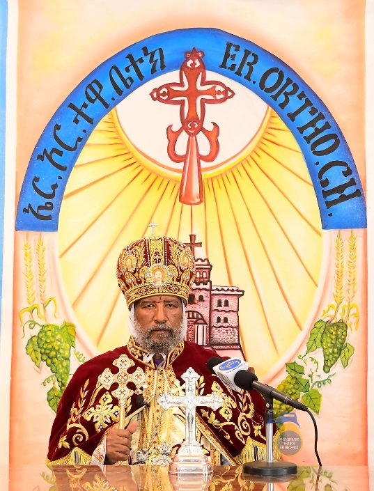hawelti's tweet photo. ቃለ ቡራኬ  ብጹዕ ወቅዱስ ኣቡን ባስልዮስ ቀዳማዊ -  ፮ይ ፓትርያርክ  ወርእሰ ሊቃነ ጳጳሳት ዘሃገረ ኤርትራ  - ብምኽንያት ርእሰ ኣውደ ዓመት ቅዱስ ዮውሃንስ  

*መንፈሳውያን በዓላትና ክርስትያናዊ ሰነ- ምግባር ንፍጽመሎም ስለዝኾኑ፡ ፍቕርን ተስፋን ሓድነትን ተዓጢቕና፡ ንጥሙያት ከነብልዕ፡ ንዕሩቓት ክንከድን፡ ንዝሓመሙ ክንበጽሕ፡ ንዝሓዘኑ ከነጸናንዕ፡ ሓደራ ንብል።

*ሓዲሽ ዓመት ዘመነ ማርቆስ ፳፻፲ወ፯/2018፡ ናይ ልምዓትን ብልጽግናን፡ ናይ ሰላምን ፍቕርን ዓመት፡ ይግበረልና።

*ልዑል እግዚአብሔር ሃገርናን ማህደርናን ይባርኽ!!!

https://t.co/aBsjKlaFJK