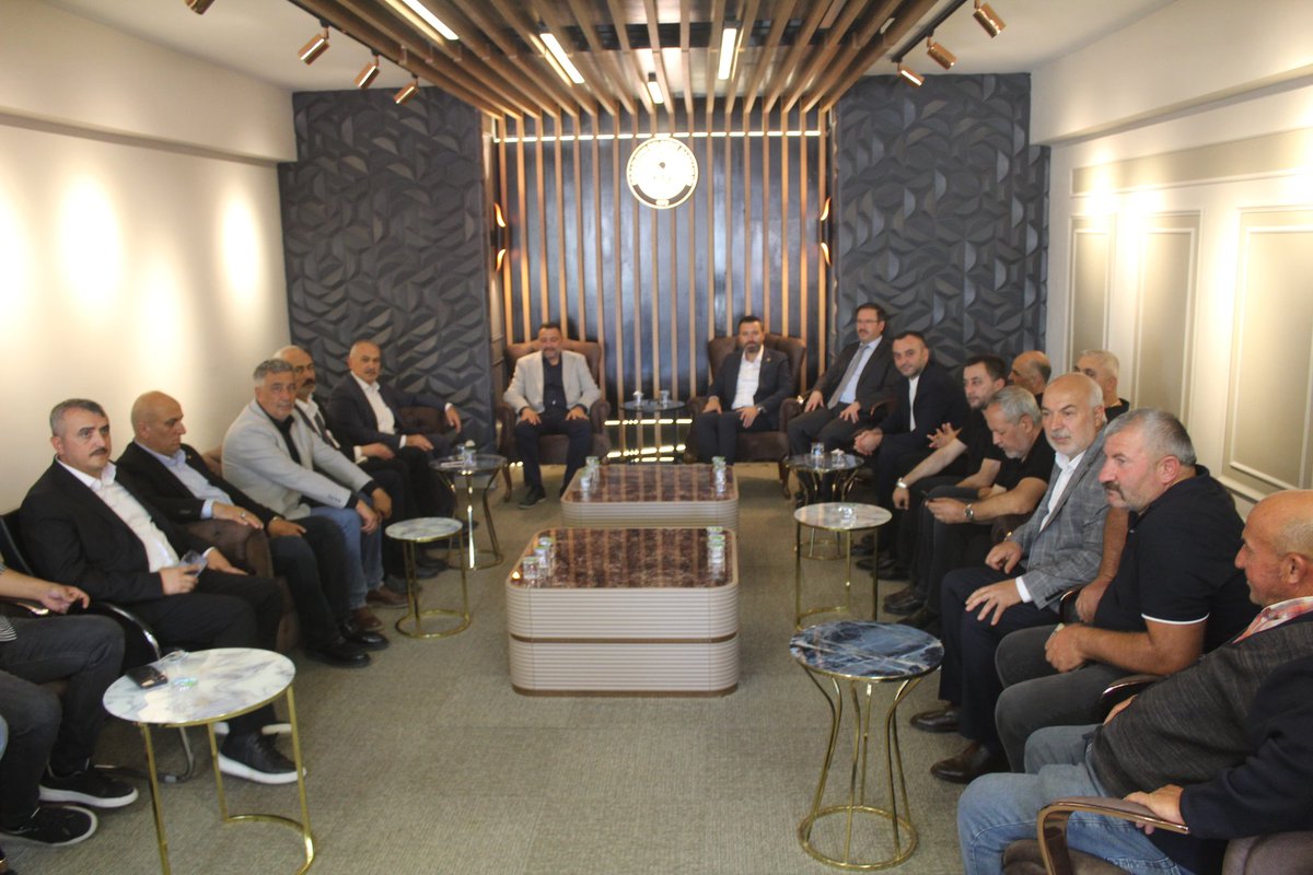 Yozgat Milletvekilimiz Sn. Süleyman Şahan, Yozgat İl Başkanımız Sn. Av. Hasan Kandemir, MHP Yozgat İl Başkanımız Sn. Tekin Irgatoğlu, MHP Kayseri İl Başkanımız Sn. Enes Ertuğrul Kalın, MHP Kocasinan İlçe Başkanımız Sn. Behsat Önder ile teşkilat mensuplarımızla bir araya geldik.