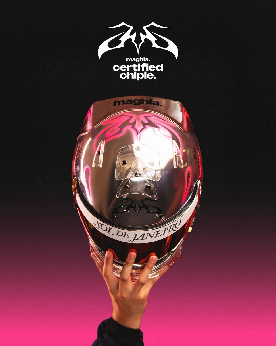 Maghla's tweet image. Avez-vous vu mon casque pour le GPE3 ? 🫦