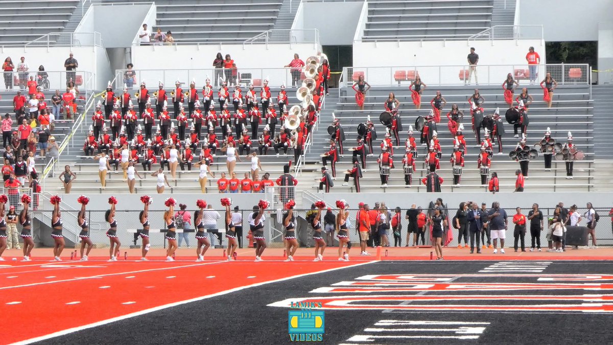 CAU Bands tweet media