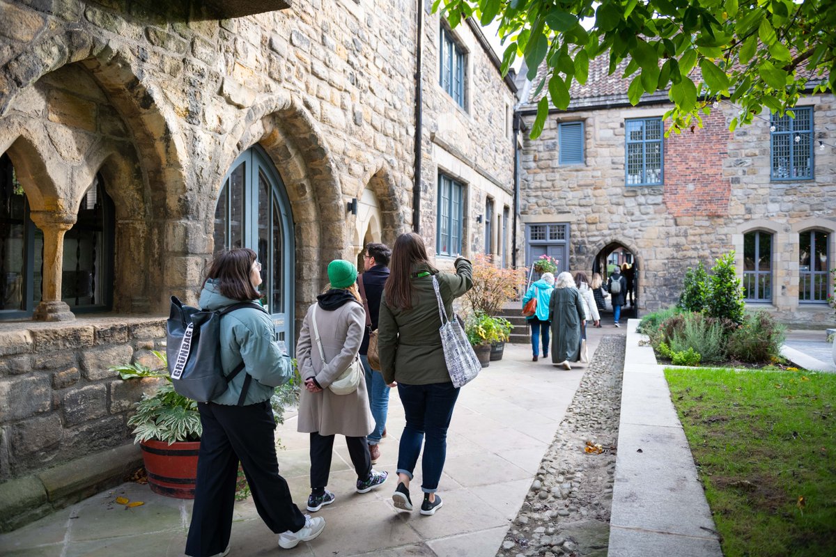 Apply to our Youth Forum's Steering Committee!
You can access our expressions of interest form here: buff.ly/VXfUW74 
Form closes on 15th September 2025.
More information can be found on our website here: buff.ly/FKadSjf