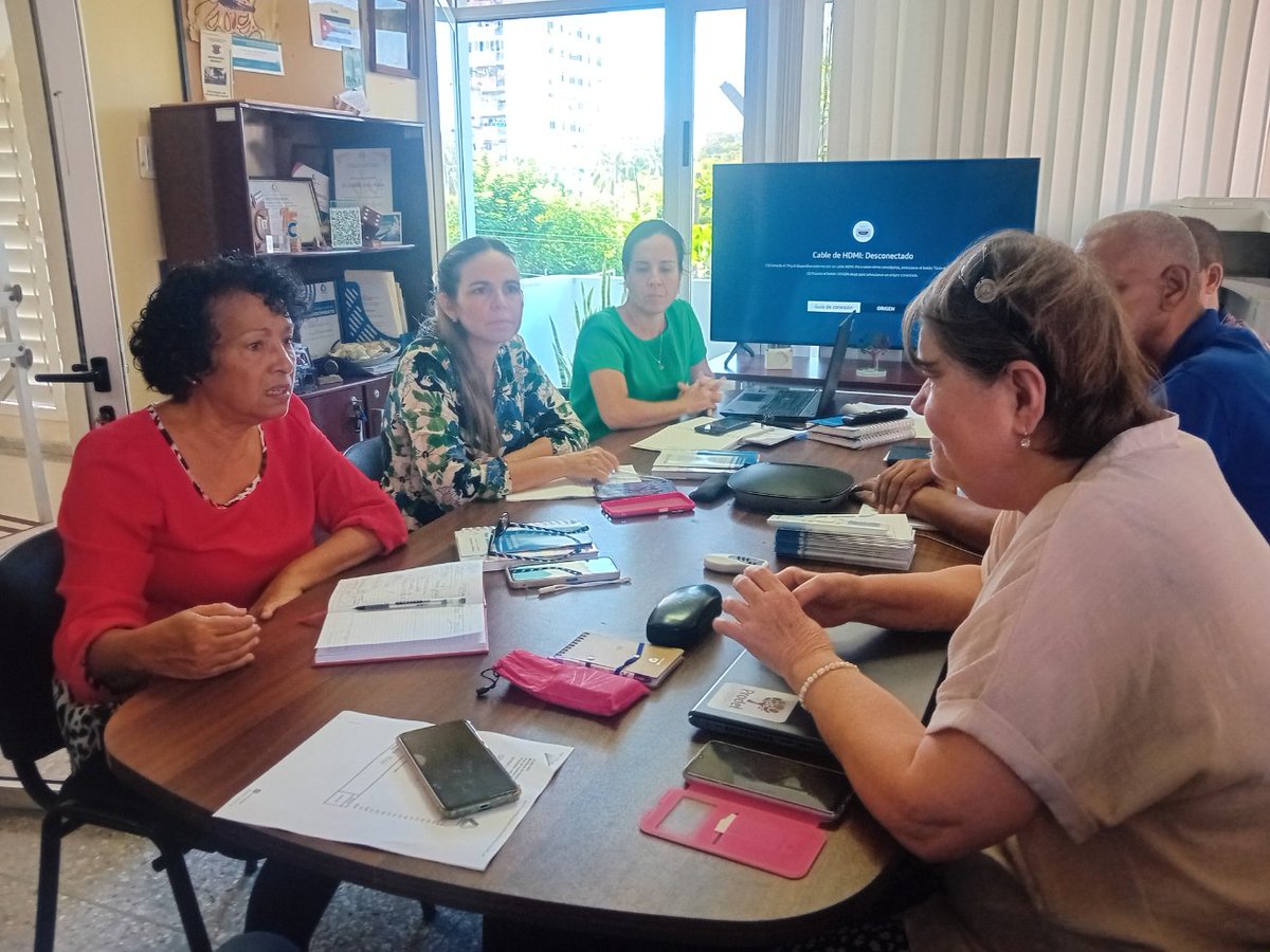 Cedel se viste de gala con la visita de las diputadas de la Asamblea Nacional, Martha del Carmen Mesa, Presidenta CPT Educacion y Lizette Martinez, Viceministra MINCULT.