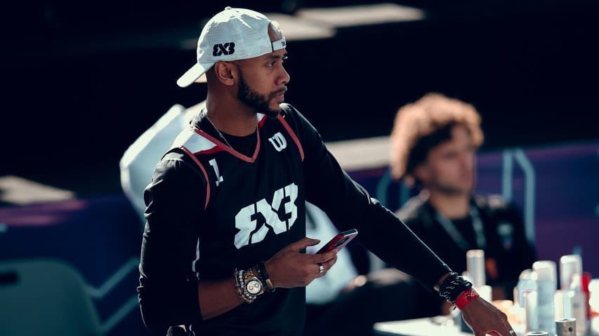 How cool is this? 🤩👏

Huge congratulations to Vince Chang, who just became an Emmy Award winner! 🏆

He was recognized in the Outstanding Live Special category at the 2024–2025 Sports Emmys for his work as a statistician and researcher on NBC’s 3x3 Basketball coverage during