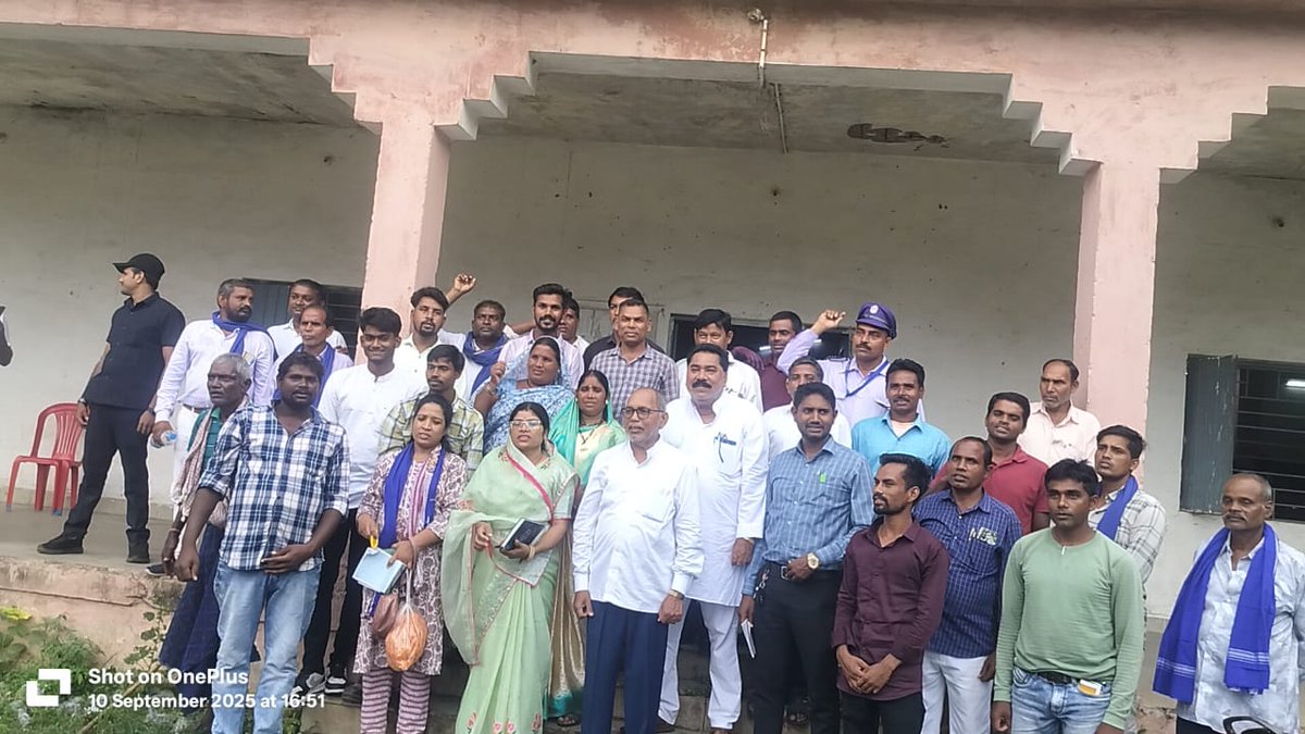 बहुजन समाज पार्टी विधानसभा इकाई पामगढ़ के तत्वावधान में आज एक दिवसीय कैडर कैम्प का आयोजन किया गया था जिसमें मुख्य प्रशिक्षक के रूप मे 
मा. दाऊराम रत्नाकर जी पूर्व विधायक पामगढ़ व स्टेट कोऑर्डिनेटर व प्रदेश प्रभारी बसपा छत्तीसगढ थे
<a href="/Mayawati/">Mayawati</a> <a href="/AnandAkash_BSP/">Akash Anand</a> <a href="/ramjigautambsp/">Er.Ramji Gautam MP Rajya Sabha</a>