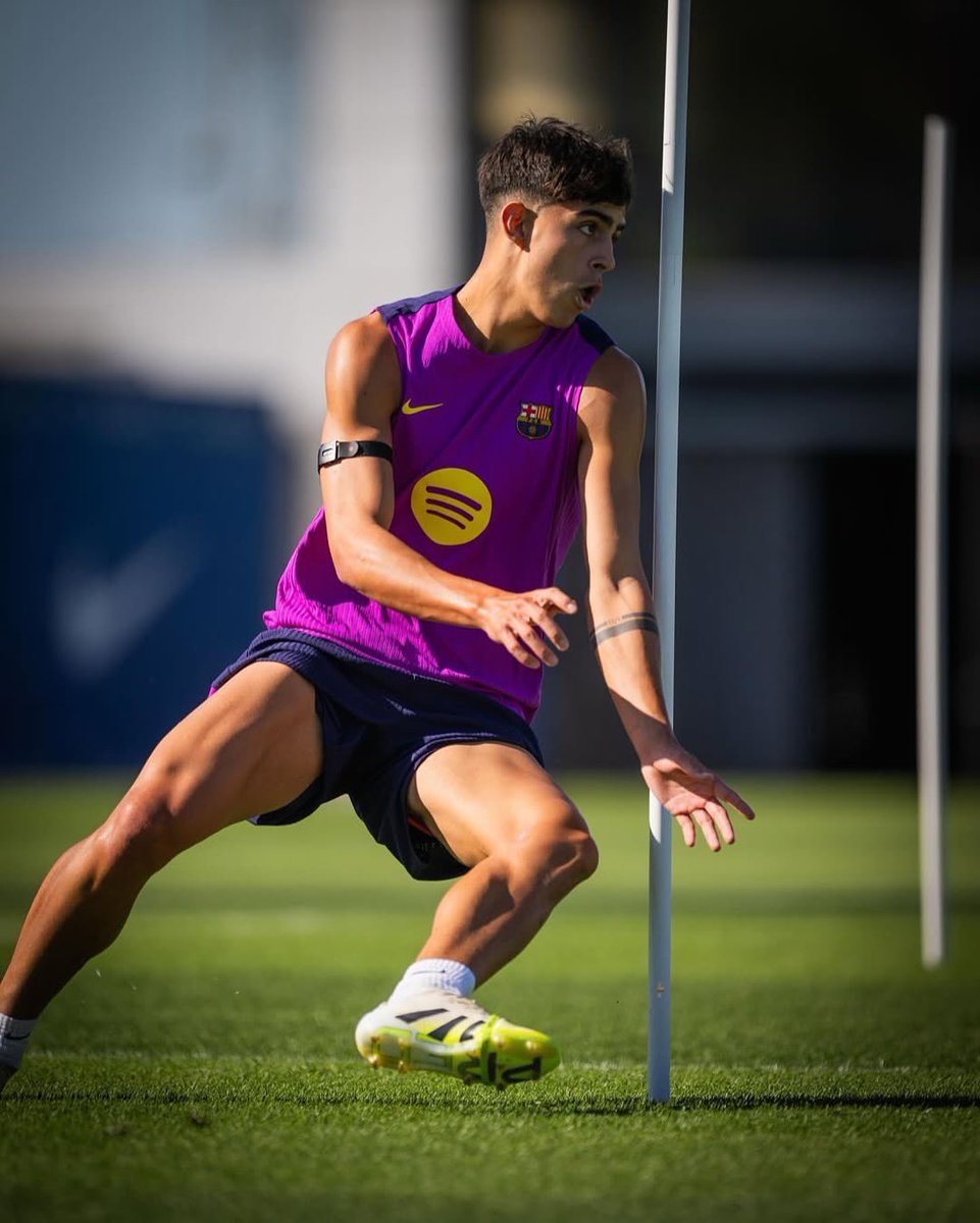 السلام عليكم 
مساء الخير
هل من مشتاق ؟❤️.