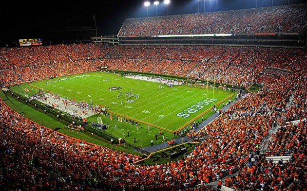 JaylenNelson_'s tweet photo. I will be attending @AuburnFootball  game this weekend!! @AuburnMade @therealkwat @coachcrimedawg @CoachHughFreeze @RecruitGeorgia https://t.co/kuuVuEVYy8