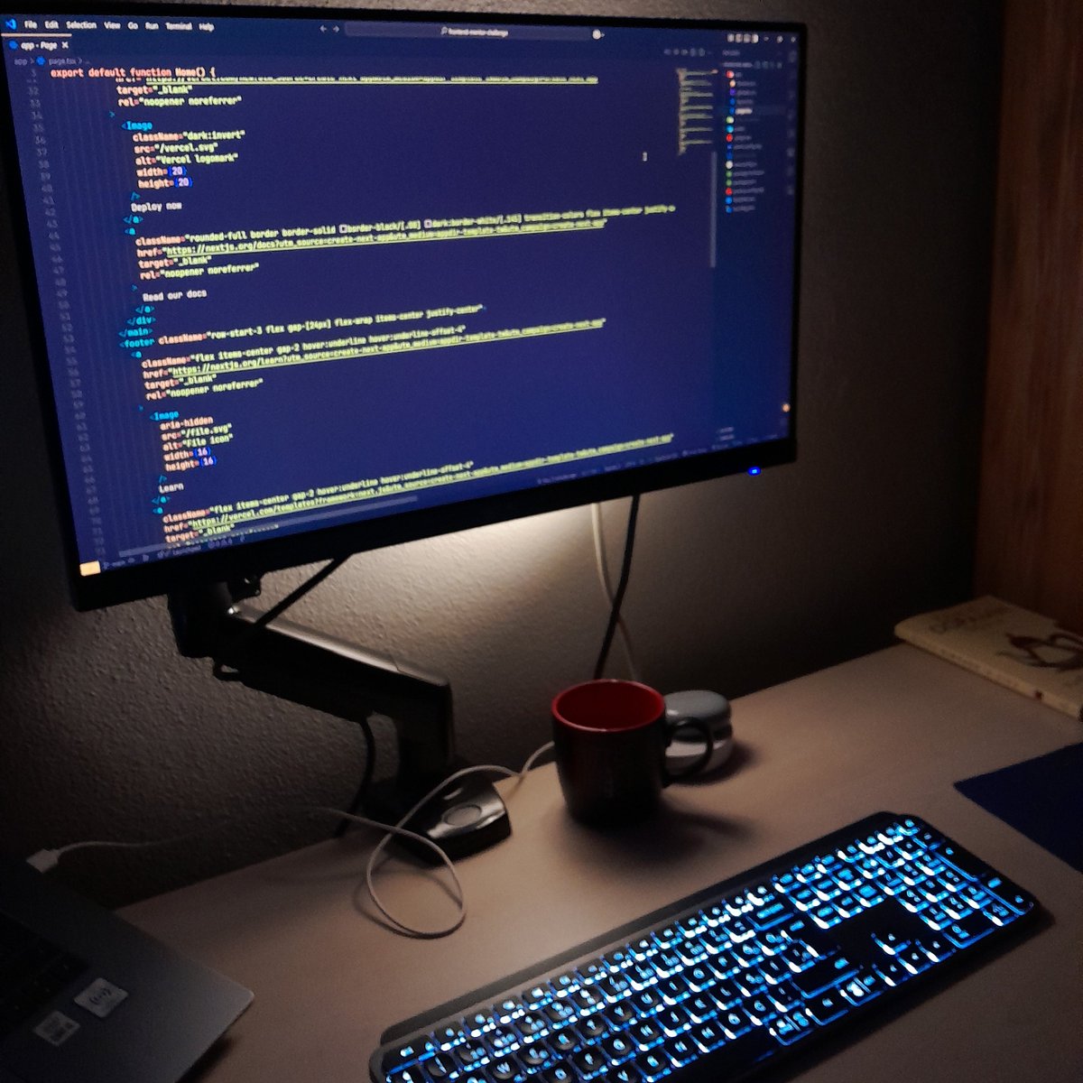 sonatipek's tweet image. Cleared my workspace, got my code ready, and it’s officially Day 1 of the #FM30Hackathon! Let’s do this. 💪