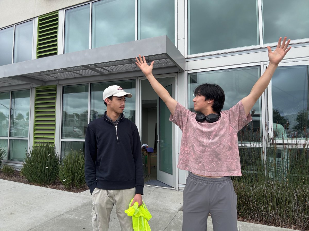 benaratame's tweet image. Small life update: We left Cluely
We're starting our own thing so that I can get another supercar
We at $1.2M ARR in 7 days
Huge announcement soon
@instinct_inc