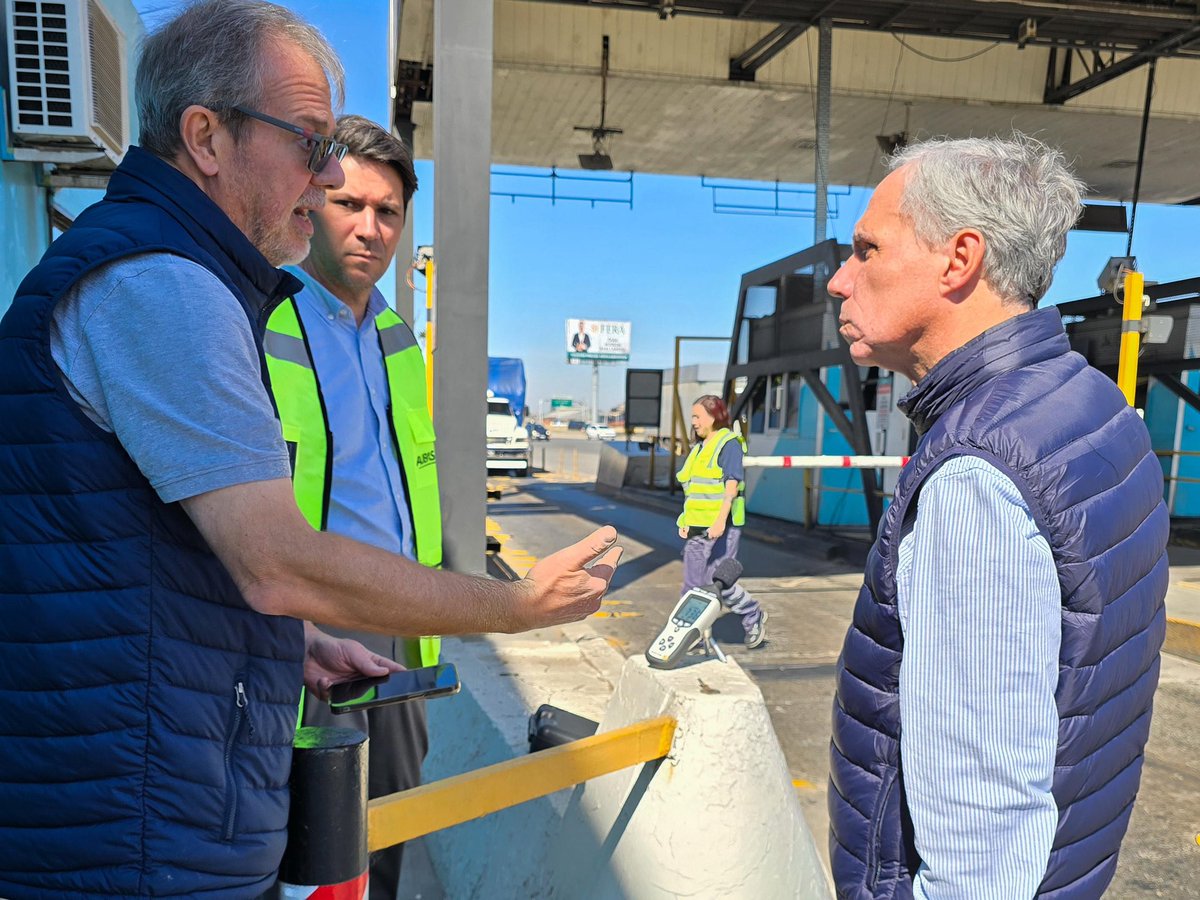 Estos relevamientos serán la base de un plan de mitigación en toda la Autopista Bs.As – La Plata, con el objetivo es instalar paneles acústicos al borde de la traza para reducir el ruido y garantizar mejores condiciones laborales.

#ConectamosDestinos