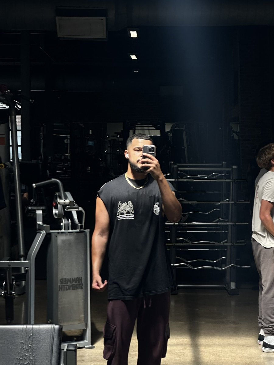 _ProdigyPrince's tweet image. jimmy cooks