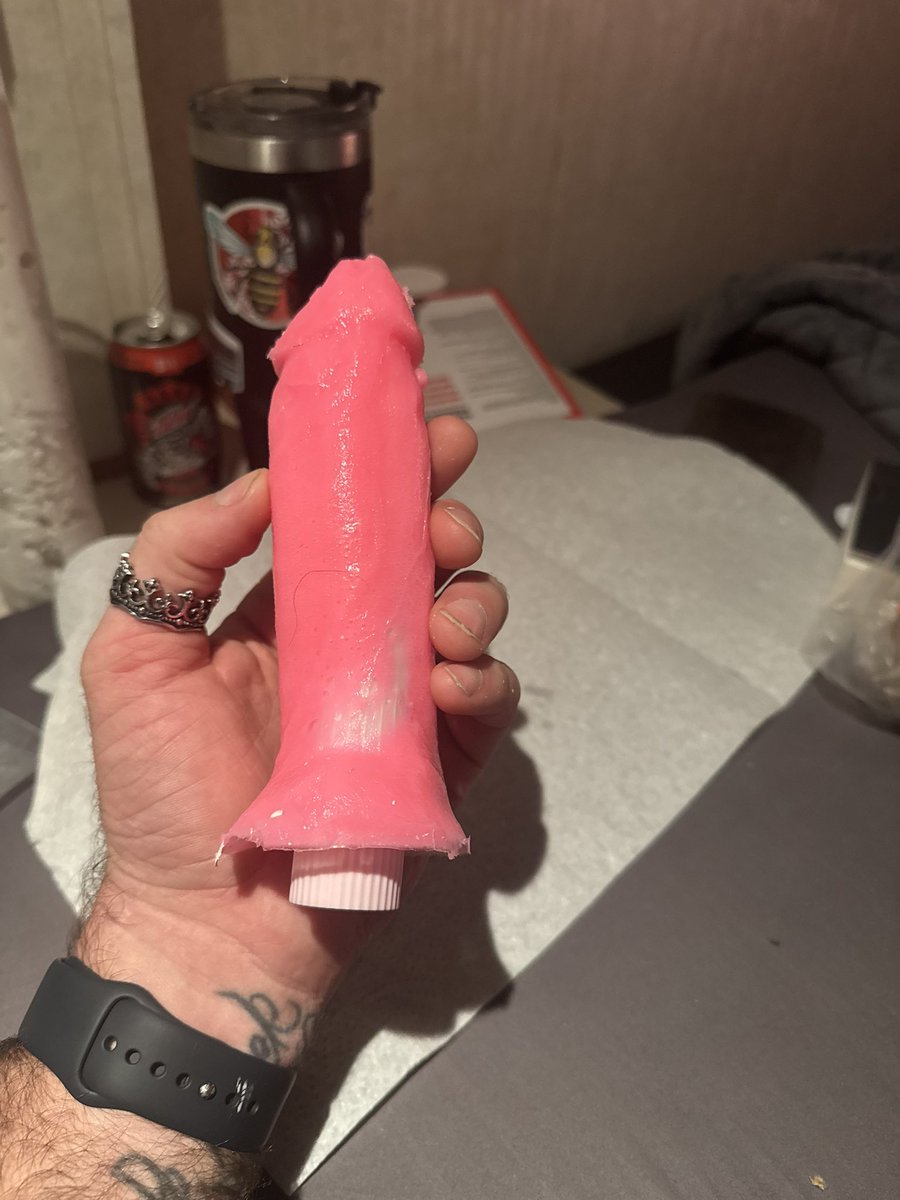 Randys.rabbit.hole tweet media