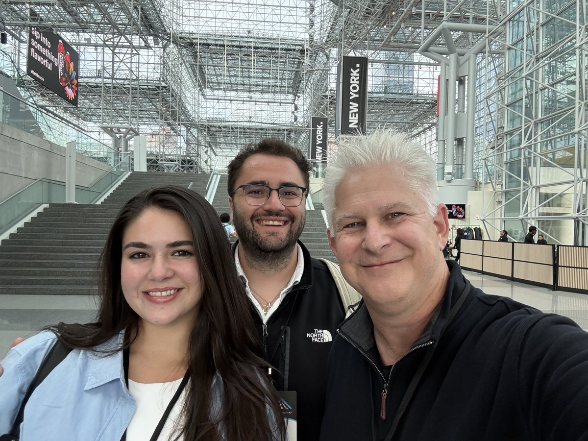 PS27Ventures's tweet image. We had an incredible day at the New York Venture Summit by @youngstartupven where we met with founders and heard PS27 portfolio company #Restaurent present on stage! #NewYorkVentureSummit #NYVS25 #PS27Ventures