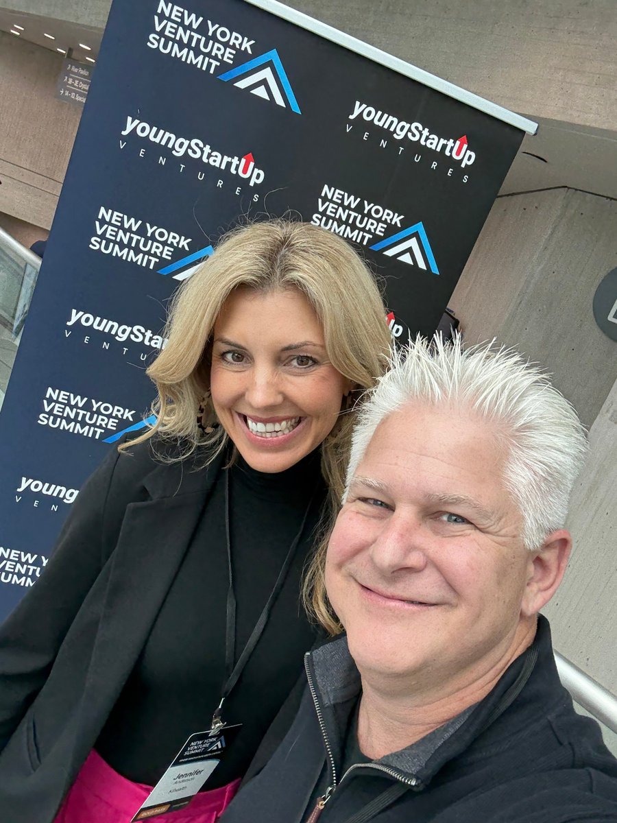 PS27Ventures's tweet image. We had an incredible day at the New York Venture Summit by @youngstartupven where we met with founders and heard PS27 portfolio company #Restaurent present on stage! #NewYorkVentureSummit #NYVS25 #PS27Ventures