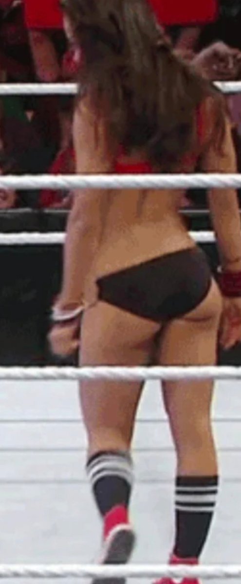 On souhaite un très bon retour à la terrible AJ Lee 🤩🤩🔥🔥 sélectionnée par <a href="/_LeLion_/">Le Lion 🦁🇫🇷👑</a>