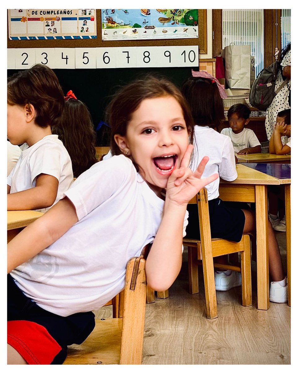 Un primer día que llama a la educación del futuro, abre la puerta a tu libertad y escucha tu voz con atención. El corazón de nuestro colegio ya suena desde hoy con su natural palpitación.

#somosfesofíabarat #somossagradocorazón
👉🏻 Facebook @rcscgranada e Instagram @cscgranada