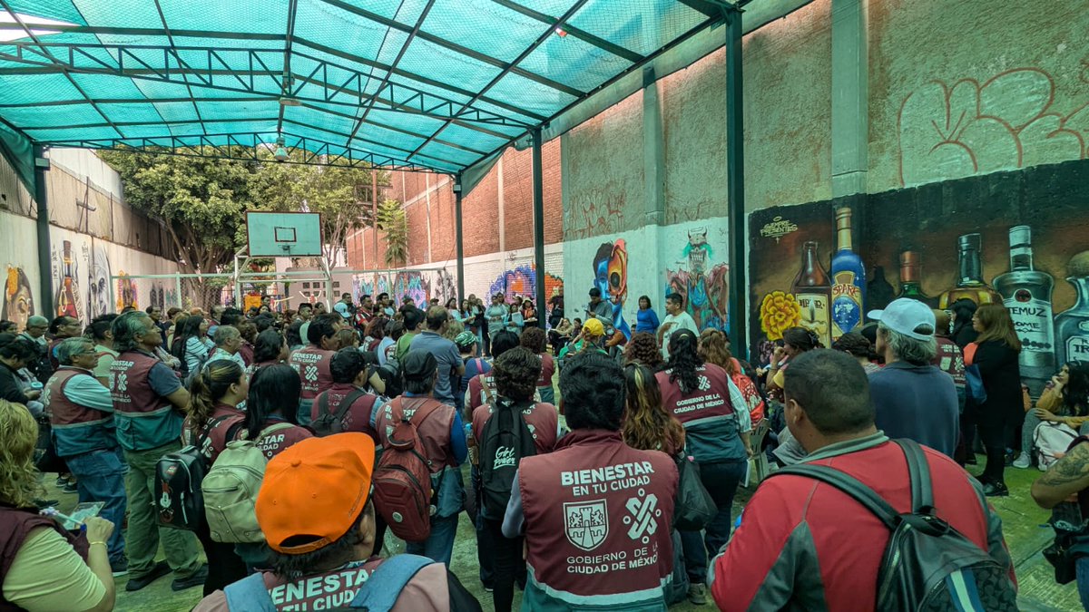 📝 ¡Servir con responsabilidad requiere preparación!

👩‍🏫 Por ello, participamos en una capacitación que nos permitirá brindarte la orientación adecuada sobre los programas y servicios que impulsa nuestra jefa de gobierno <a href="/ClaraBrugadaM/">Clara Brugada Molina</a>.

🫶 ¡Servirte mejor es nuestra prioridad!