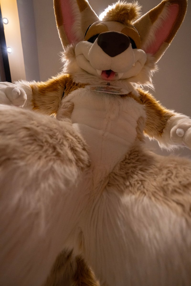 Just need a closer look at them thighs👀