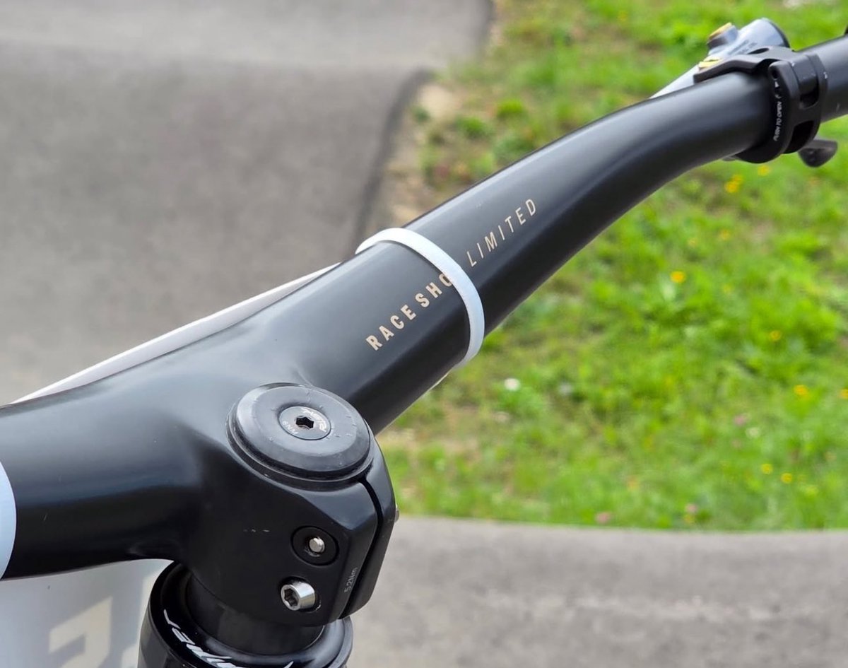 たろう (@tarou_hedgehog) / X