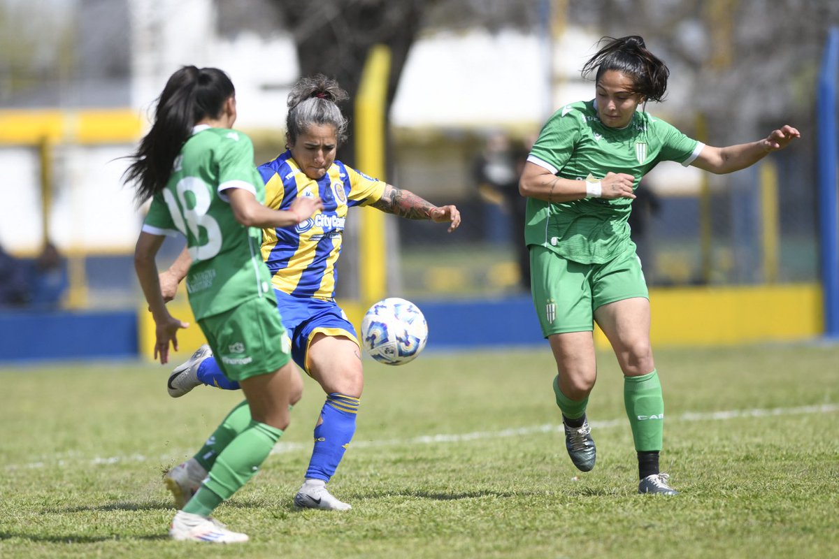 FEMENINO

Con el empate entre Platense e  Independiente, Rosario Central descendió de categoría.

Prensa RC