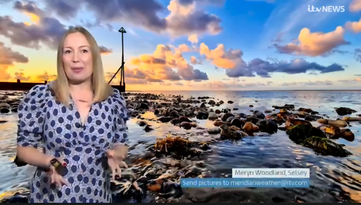 Thanks <a href="/itvmeridian/">ITV News Meridian</a> <a href="/PhilippaDrewITV/">Philippa Drew</a> for using my photo on the weather report tonight x
