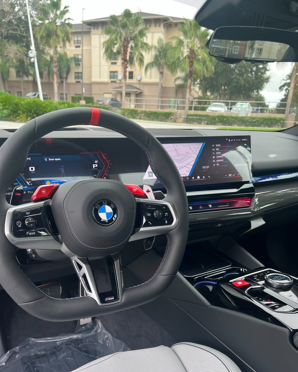 fieldsbmw's tweet image. The 2026 BMW M5 is here. A masterpiece of power, design &amp;amp; innovation — built for those who refuse to settle. Now at Fields BMW Lakeland.

📞 (863) 816-1234 | fieldsbmwlakeland.com

#BMWM5 #BMW #PerformanceCars #LuxuryCars #BMWLife | 📸 Christian Cosentino