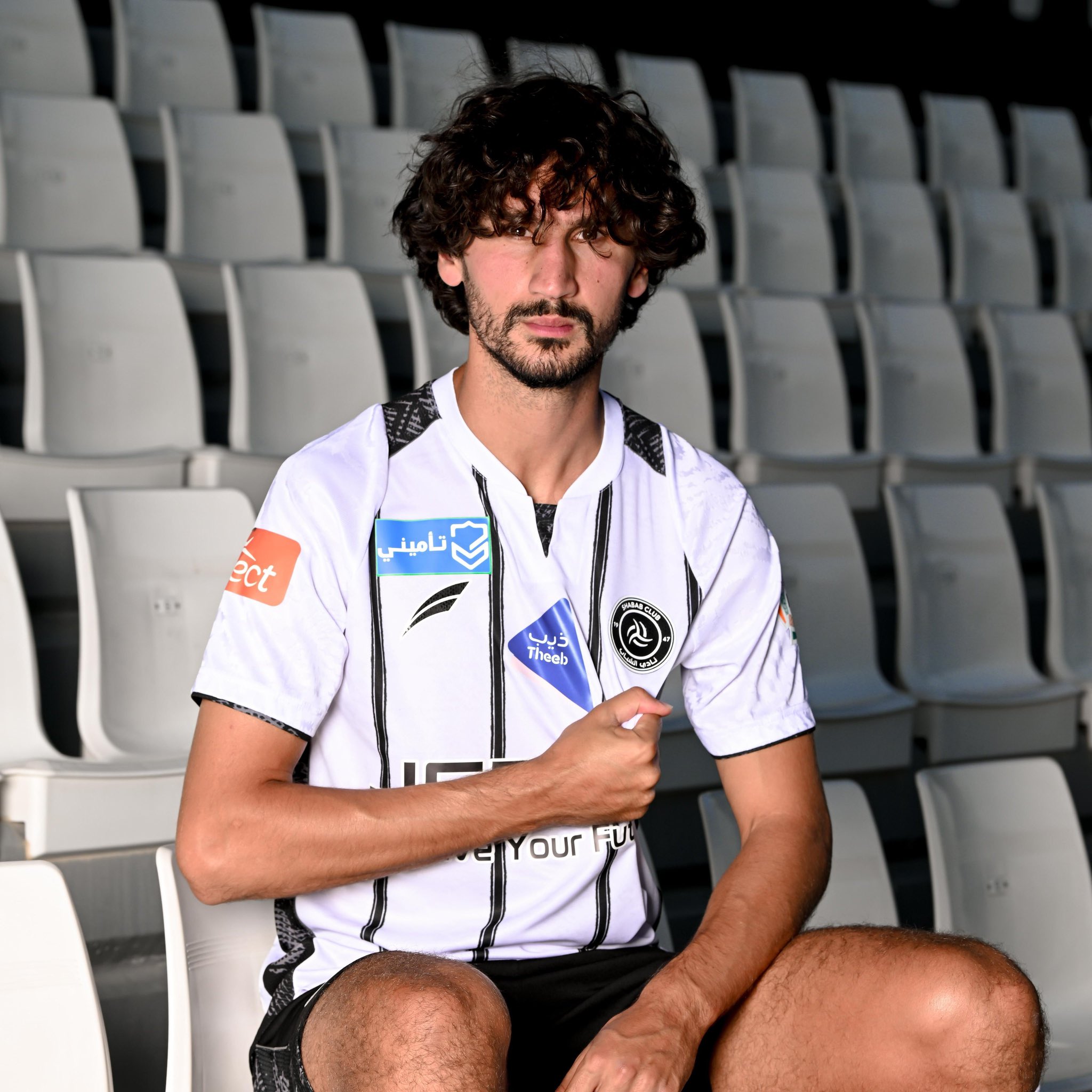 SPL on X: " ⮕ ▫️ Contrat jusqu'en 2028 ▫️ Milieu de terrain (25 ans) ▫️ AC Milan ▫️ Transfert : 8 M€ https://t.co/att0iMWhQc" / X