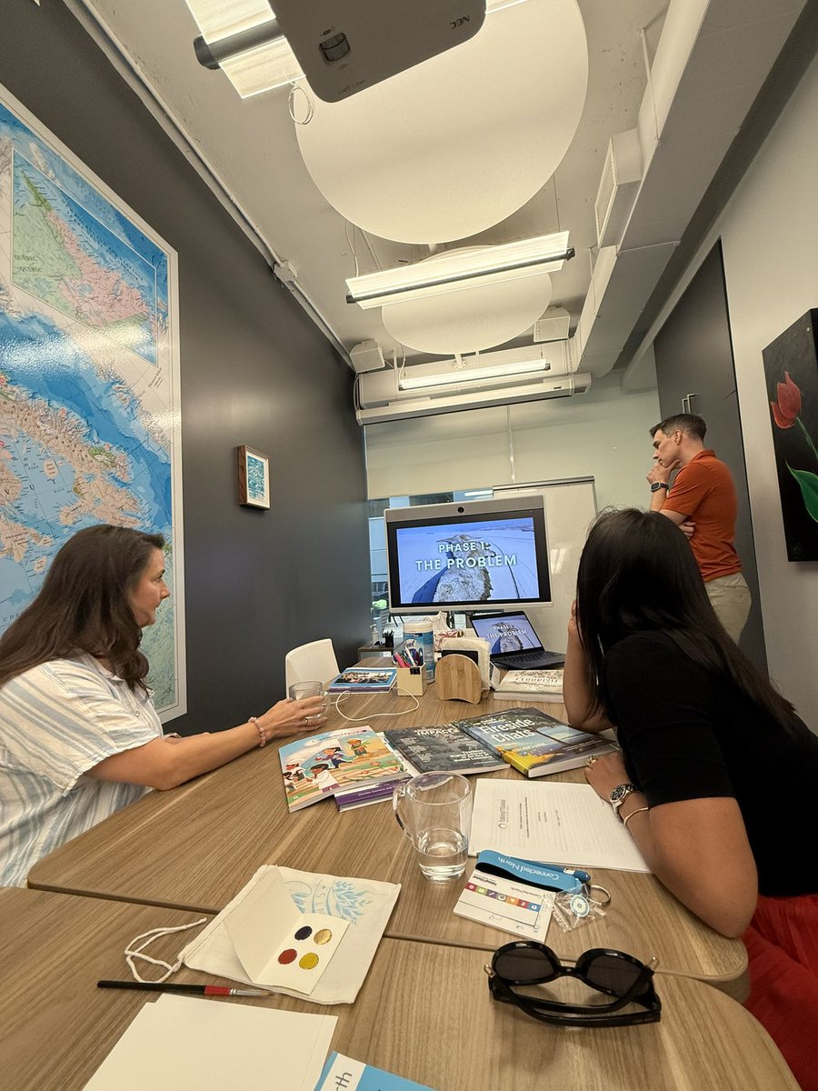 RunChiNguyenRun's tweet photo. TakingITGlobal works to empower youth through the Connected North program, which is bringing virtual learning and mentorship to Indigenous students across 100+ schools in Canada. 

#SpaHa #SpadinaHarbourfront #MPChiNguyen #CdnPoli @takingitglobal https://t.co/NuP6AFXXda