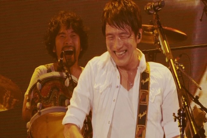 taka_mr_chil's tweet image. おはようございます☁

あげるのが１０日に一回ペースに・・・
筋トレはちゃんとしてます😊

今朝も
#TalkAboutStadiumTour2015

#CHIRDRENSWORLD
について語る桜井さん
「仲間と集まって、なんかわくわくすることをやろうっていうことを、いまだに続けてるし・・」

今もしてるのかな🙄