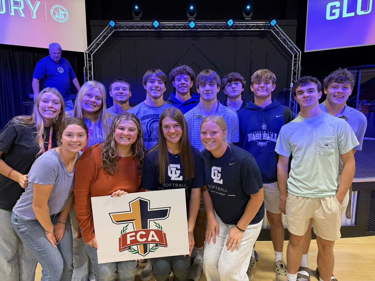 Thank you Peavine Baptist church for having us for the FCA leadership event yesterday hosted by Lookout Mountain FCA! Had the best time learning new ways to connect through our huddles! ✝️✝️ <a href="/GLHSAthletics/">Gordon Lee Athletics</a>