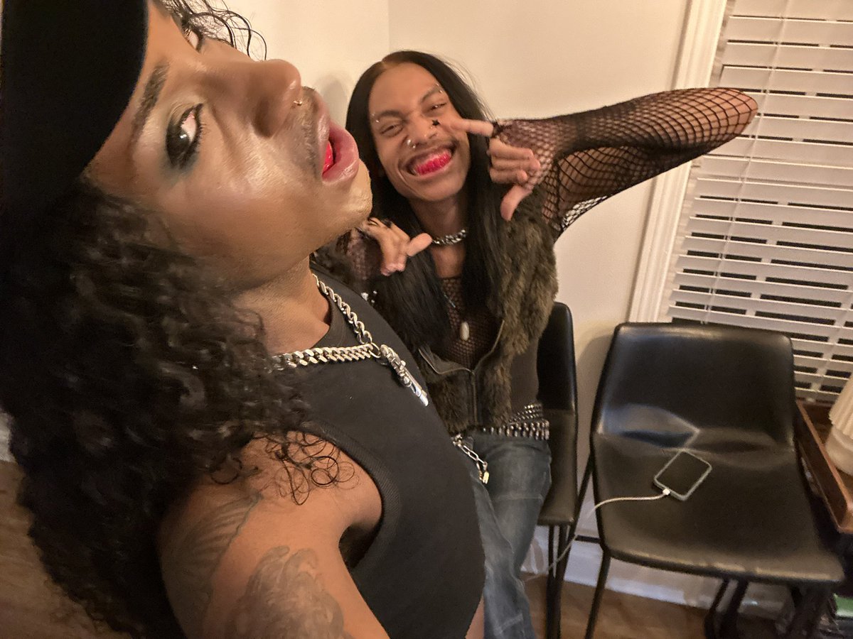locstarcai's tweet photo. The way I just be doing shit https://t.co/4hnpi9iC2T