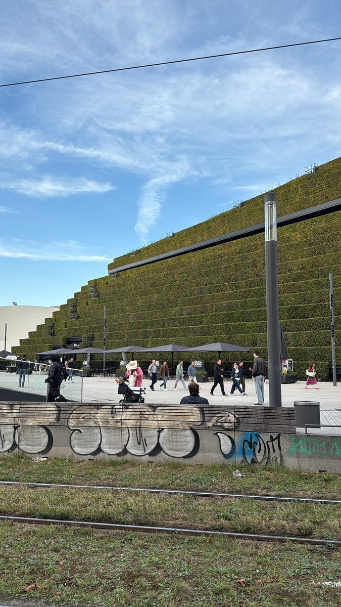 何気なく、Schadowstraße