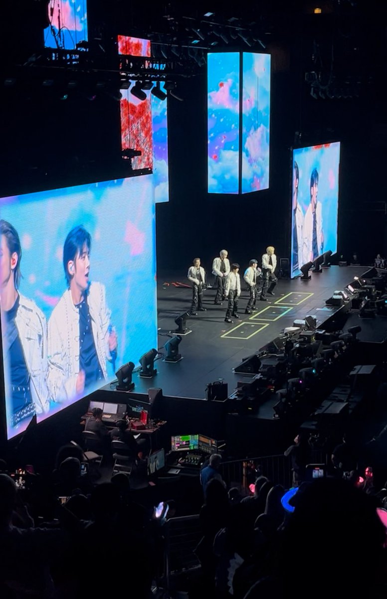 callmehhaley 🐻 tweet media