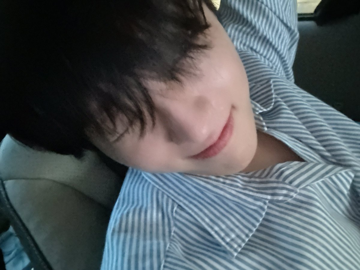 탭초마을 오늘의 하트 400💙
개인 사정 이슈로 당분간 트윗을 못할 거 같은데..
태비나아아아 보고싶다아아아ㅏㅏㅏㅏ