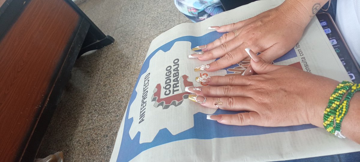 Yunior Romero (@yuniorrome81398) on Twitter photo Hoy participamos en el análisis del anteproyecto del nuevo código de trabajo juntos a los trabajadores del policlínico Noelio Capote de #Jaruco #Mayabeque #CubaEstaFirme <a href="/BYuniaky/">Yuniasky Crespo Baquero.</a> <a href="/edelso_ramos/">Edelso Ramos Linares</a> <a href="/DiazCanelB/">Miguel Díaz-Canel Bermúdez</a> <a href="/DrRobertoMOjeda/">Dr. Roberto Morales Ojeda</a> Hoy participamos en el análisis del anteproyecto del nuevo código de trabajo juntos a los trabajadores del policlínico Noelio Capote de #Jaruco #Mayabeque #CubaEstaFirme <a href="/BYuniaky/">Yuniasky Crespo Baquero.</a> <a href="/edelso_ramos/">Edelso Ramos Linares</a> <a href="/DiazCanelB/">Miguel Díaz-Canel Bermúdez</a> <a href="/DrRobertoMOjeda/">Dr. Roberto Morales Ojeda</a>