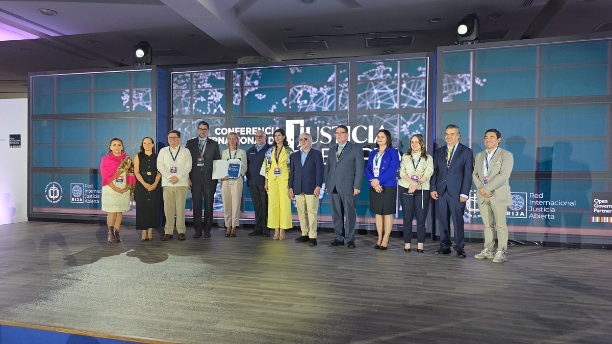 La Conferencia Internacional de Justicia Abierta dejó un hito: La Declaración de Santo Domingo sobre Justicia Abierta 📝

🤝Un compromiso regional para fortalecer la transparencia, la participación y la confianza en la justicia.

Disponible acá 👇:
redjusticiaabierta.org/declaracion-de…