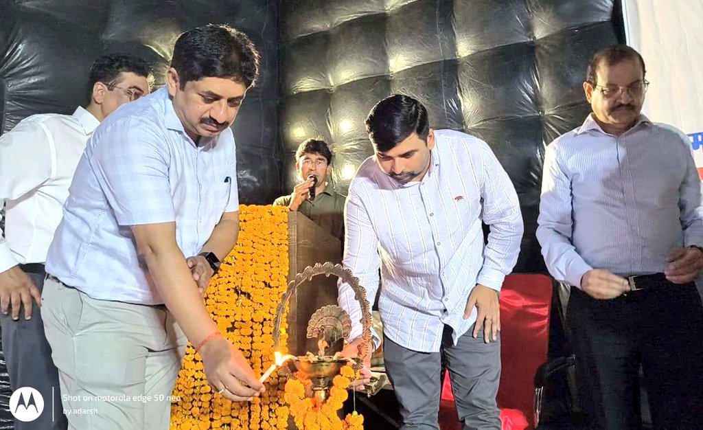 CdoSitapur's tweet photo. प्रमुख सचिव,राजस्व,आवास एवं शहरी नियोजन विभाग/जनपद के नोडल अधिकारी श्री पी०गुरूप्रसाद की अध्यक्षता व शासन से नामित प्रबुद्धजनों ने ग्रा०पं०कन्दुनी स्थित आईटीआईपरिसर में शताब्दी संकल्प@2047 के लक्ष्यों की प्राप्ति के उद्देश्य से सुझावों के संकलन हेतु संगोष्ठी कार्यक्रम आयोजित किया https://t.co/ViTGEygq6Q