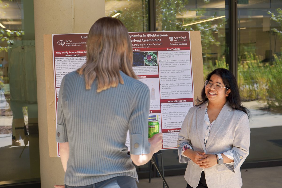 StanfordBrain's tweet image. Stanford undergrads and local community college students paired with Wu Tsai Neuro researchers to find new ways to head off strokes, predict Alzheimer's disease, and more at the Annual NeURO and NeURO-CC Poster Session.
Read the full story in the comments.