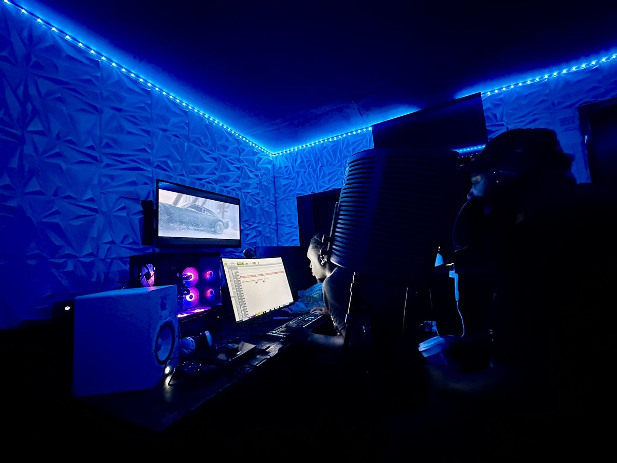 SYN Phantom tweet media