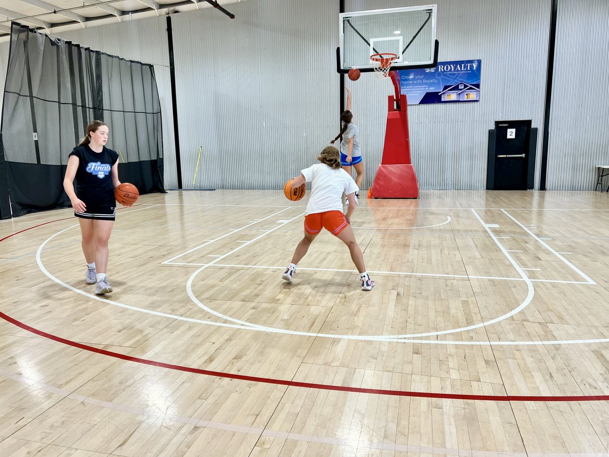 gvbacademy's tweet photo. It’s all about progress over perfection. Every day, every rep, every drill is a chance to get better than you were yesterday. The desire to improve never stops—why should you? #TTP #ProgressOverPerfection https://t.co/3eivfzzAKN