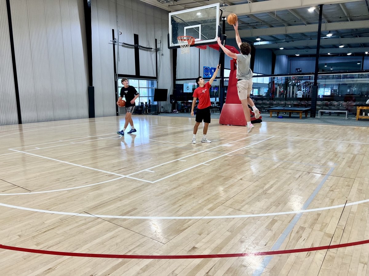 gvbacademy's tweet photo. It’s all about progress over perfection. Every day, every rep, every drill is a chance to get better than you were yesterday. The desire to improve never stops—why should you? #TTP #ProgressOverPerfection https://t.co/3eivfzzAKN